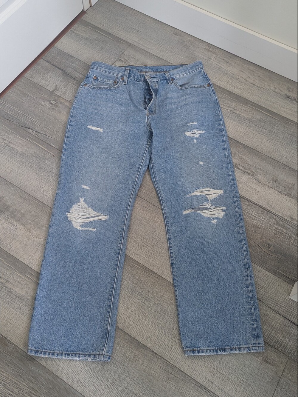 Levi's Premium 501 Original Fit Distressed Jeans W32/L30